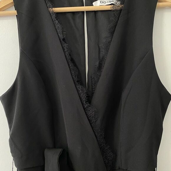 DO + BE - LACE WRAP V-NECK JUMPSUIT - Picture 8 of 9